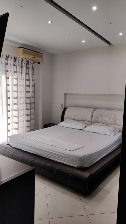 Lolu Apartment Plus Privat Parking Vlorë Exterior foto