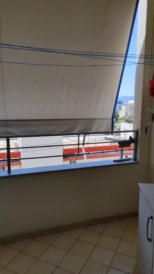 Lolu Apartment Plus Privat Parking Vlorë Exterior foto